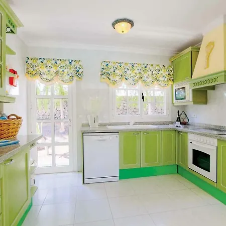 Casa Charlotte Vila